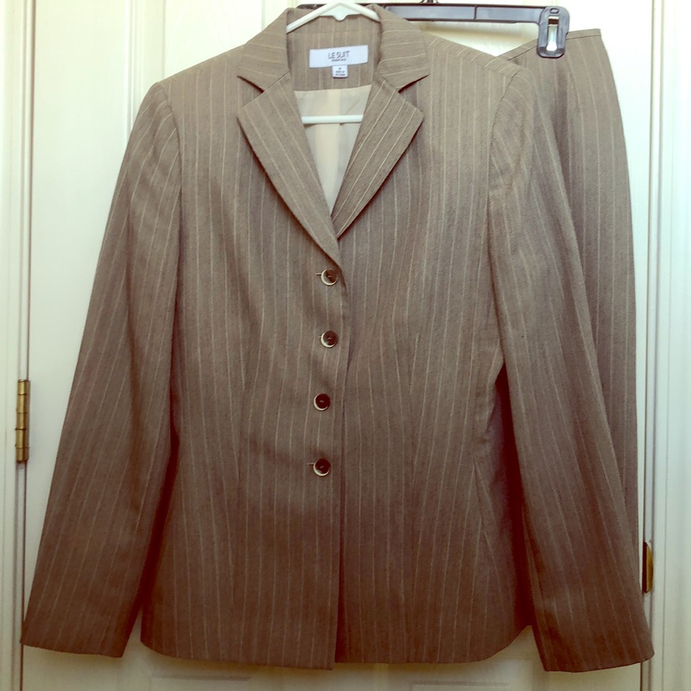 Le Suit Womens Skirt Suit